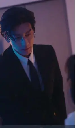 傅总的冷情罪妻：一段霸道与爱情的虐心纠葛